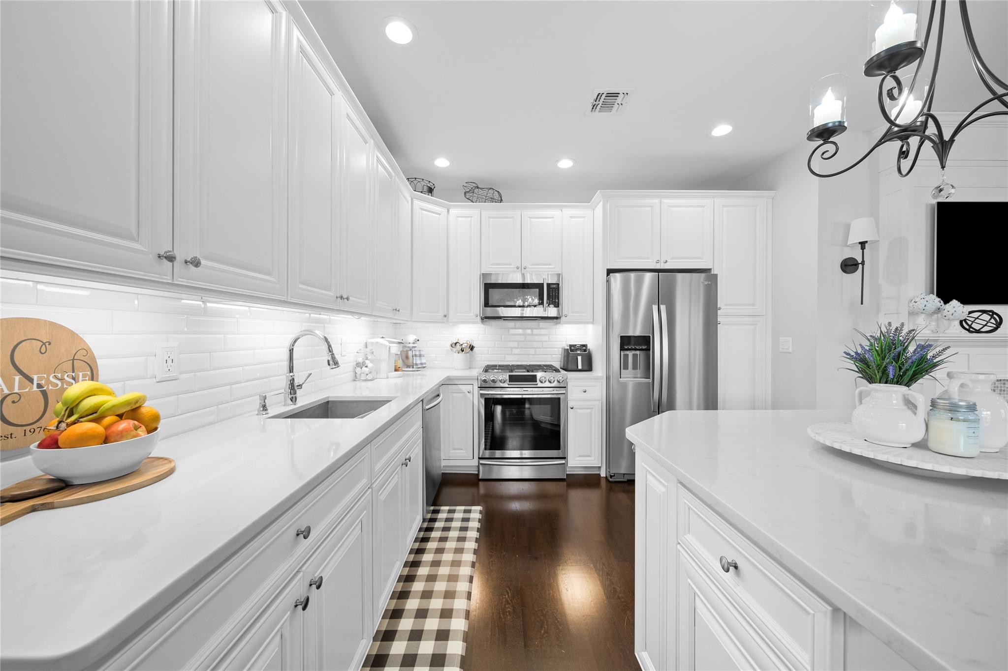 133 Rosebud Court, Patchogue, New York image 5
