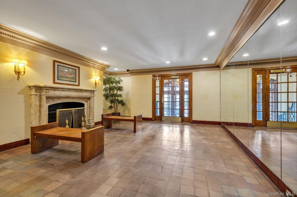 Photo of 6 Burns Street #318, Forest Hills, NY 11375 (MLS # 978212)