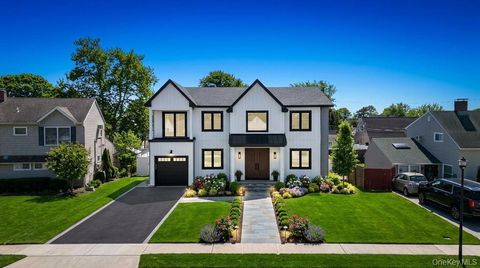 14 Eve Lane Levittown NY 11756