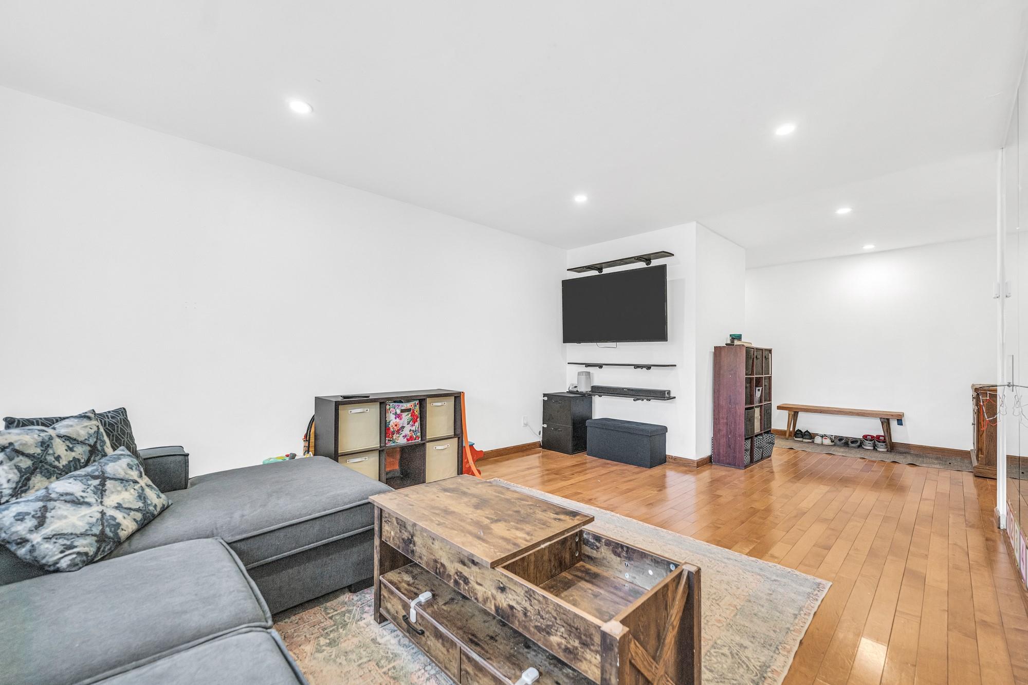 182 Sierra Vista Lane, Valley Cottage, New York image 22
