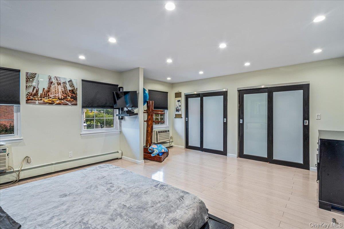 208-06 Robert Road 2