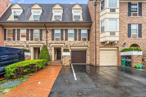Photo of 208-06 Robert Road #2, Bayside, NY 11360 (MLS # 913074)
