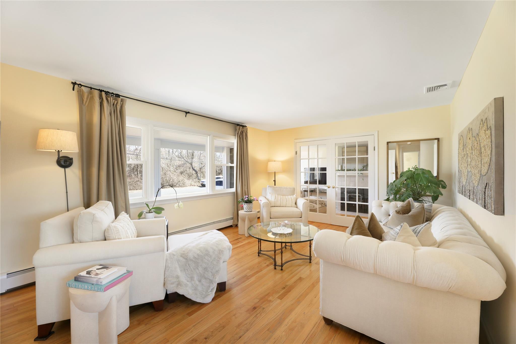 118 Paquatuck Avenue, East Moriches, New York image 12