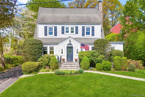 Homes For Sale - 12 Parkway Street<br/> Larchmont, NY 10538