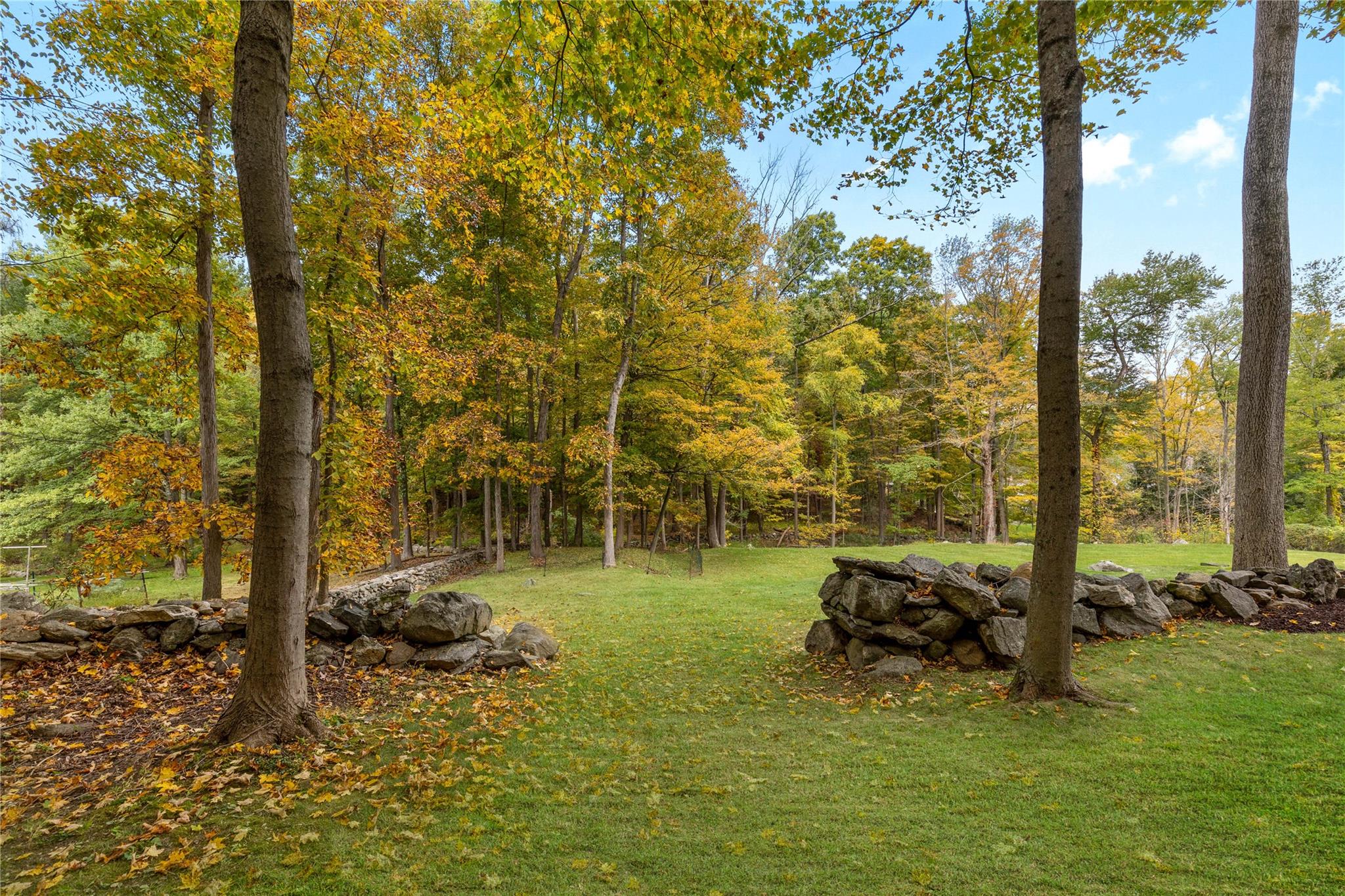 19 Brandon Drive, Mount Kisco, New York image 21