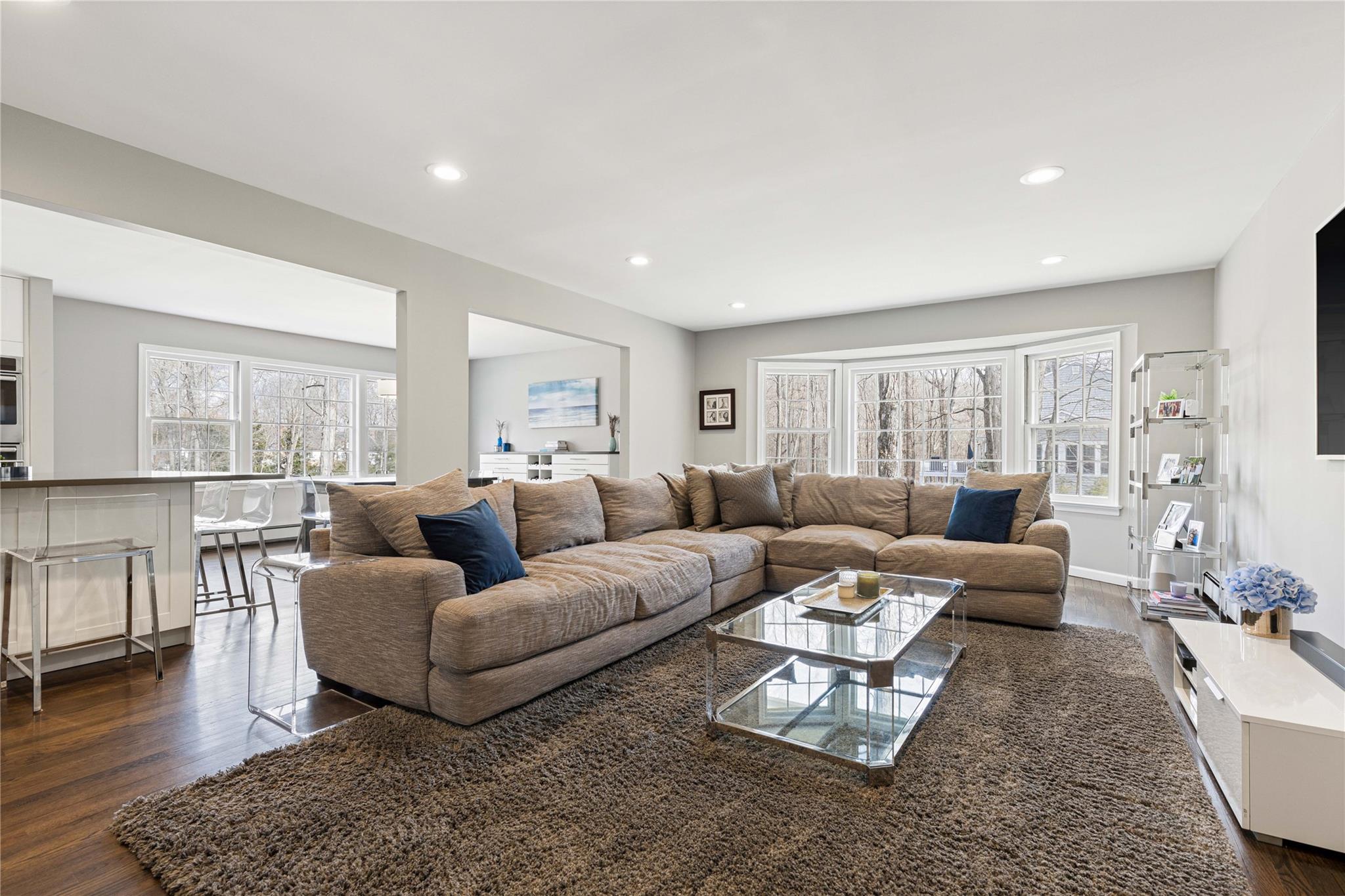 19 Brandon Drive, Mount Kisco, New York image 9