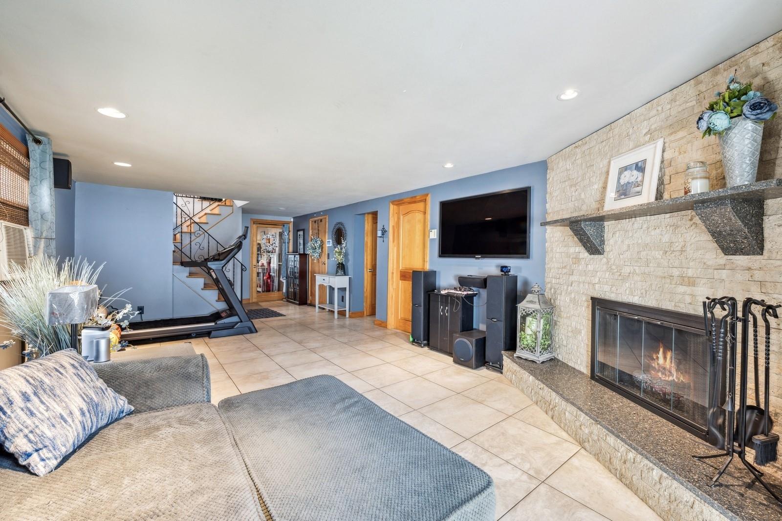 760 Silver Lake Place, Baldwin, New York image 30