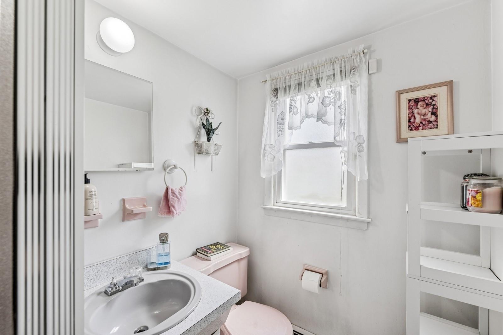 760 Silver Lake Place, Baldwin, New York image 33