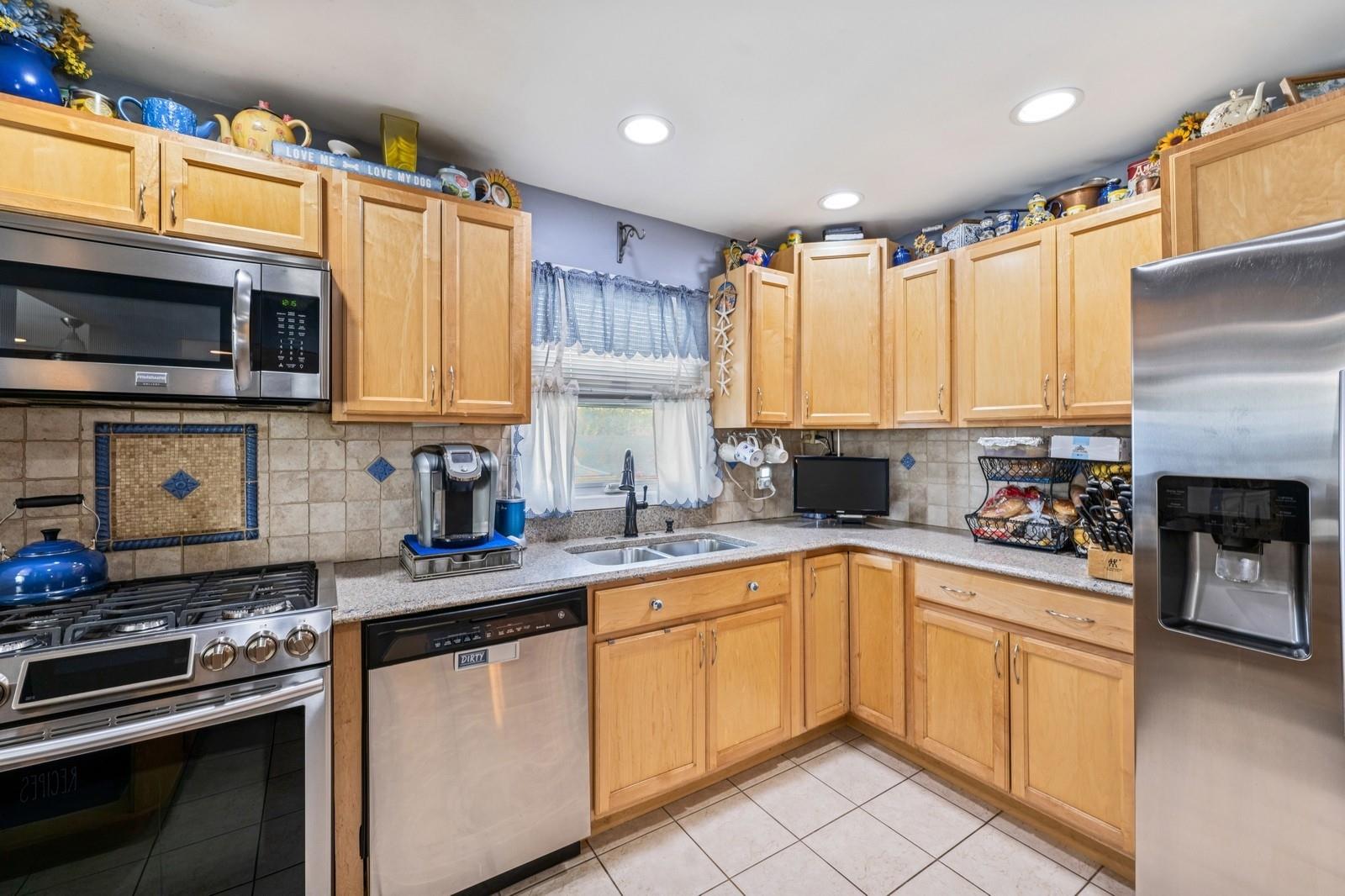 760 Silver Lake Place, Baldwin, New York image 18