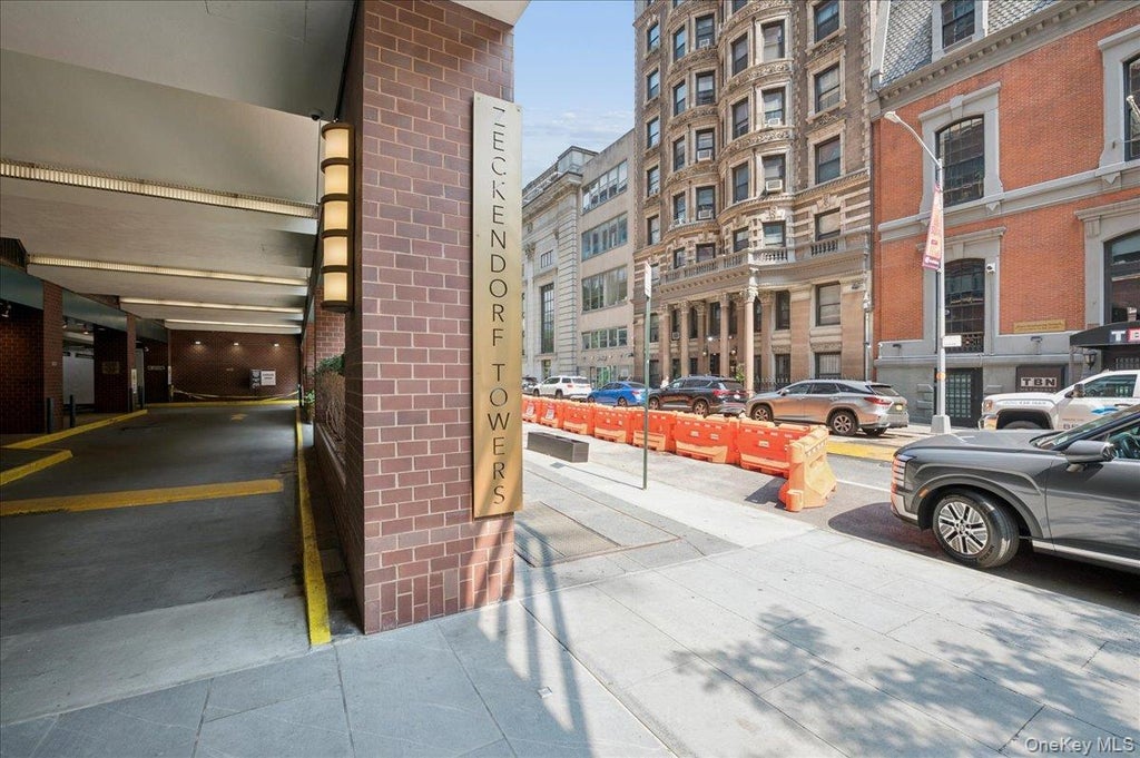 Photo of 1 Irving Place #U16E, New York (Manhattan), NY 10003 (MLS # 1031724)