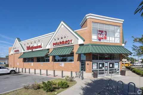 863 Montauk Highway Shirley NY 11967