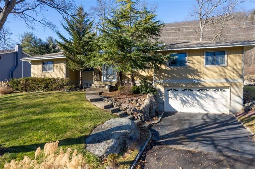 33 Palisades Court, Pomona, New York image 2