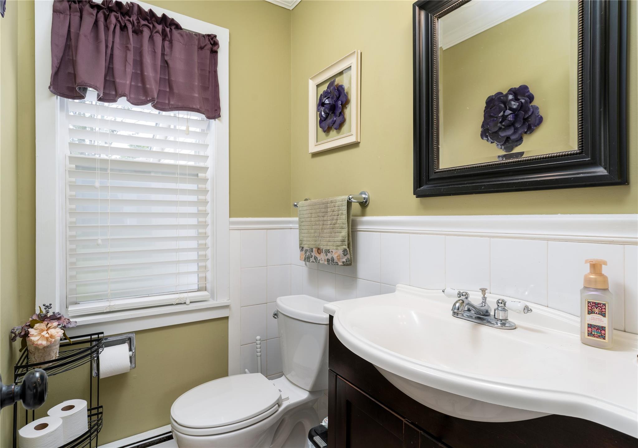 6 Debbie Street, Port Jefferson Station, New York image 20