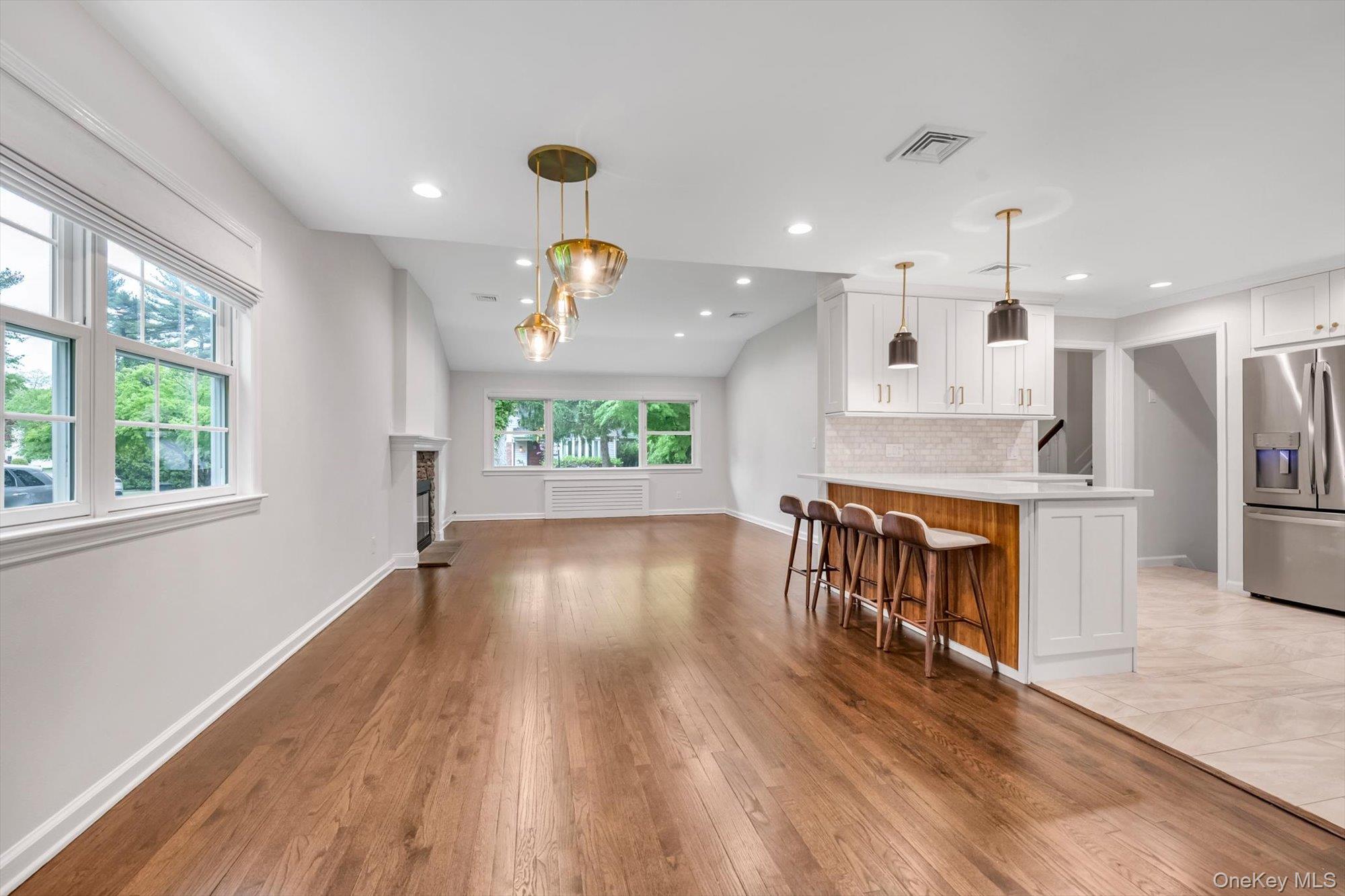 18 Pine Drive N