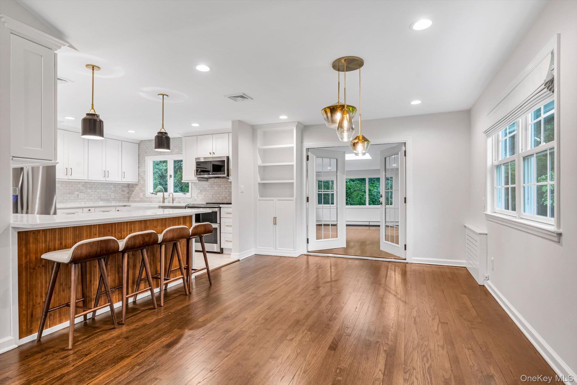 18 Pine Drive N