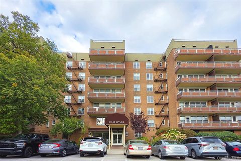 212-30 23rd Ave Ave Unit 1H, Bayside, NY 11360 - MLS#: 923507
