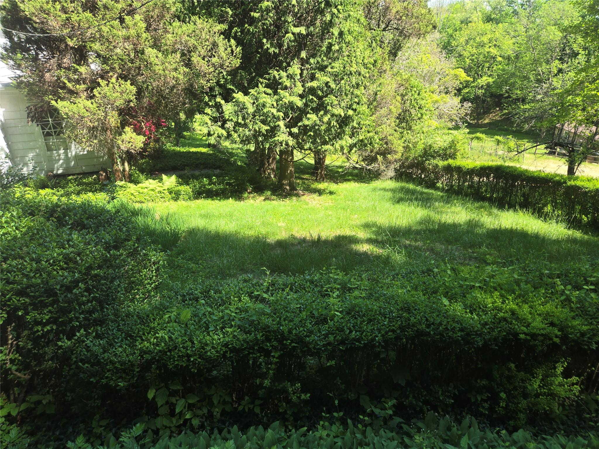 631 Birdsall Drive, Yorktown Heights, New York image 4