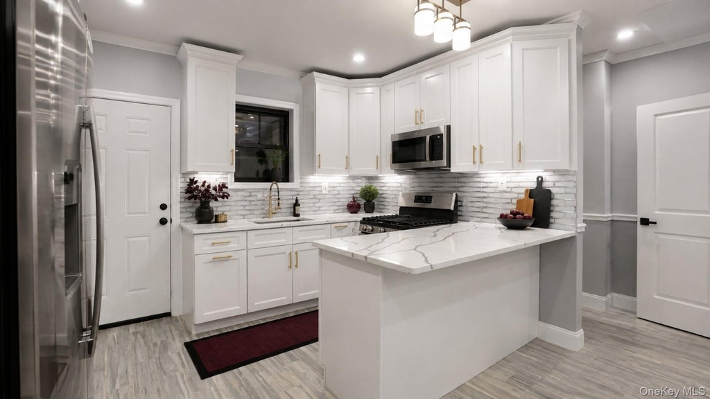 Photo of 128 E 238th Street, Bronx, NY 10470 (MLS # 1046583)