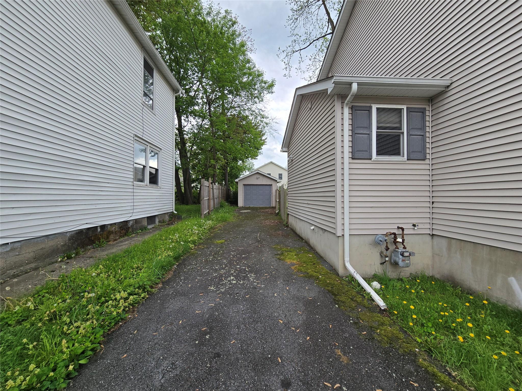 27 Thompson Street, Port Jervis, New York image 13