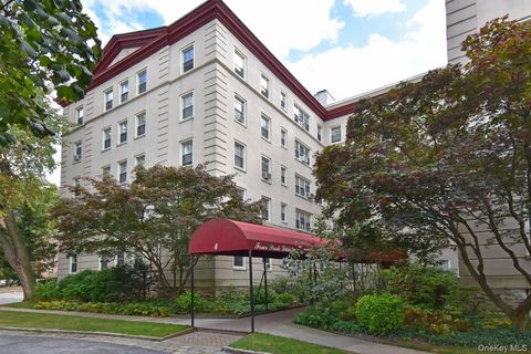 Homes For Sale - 4 Park Lane #1H<br/> Mount Vernon, NY 10552