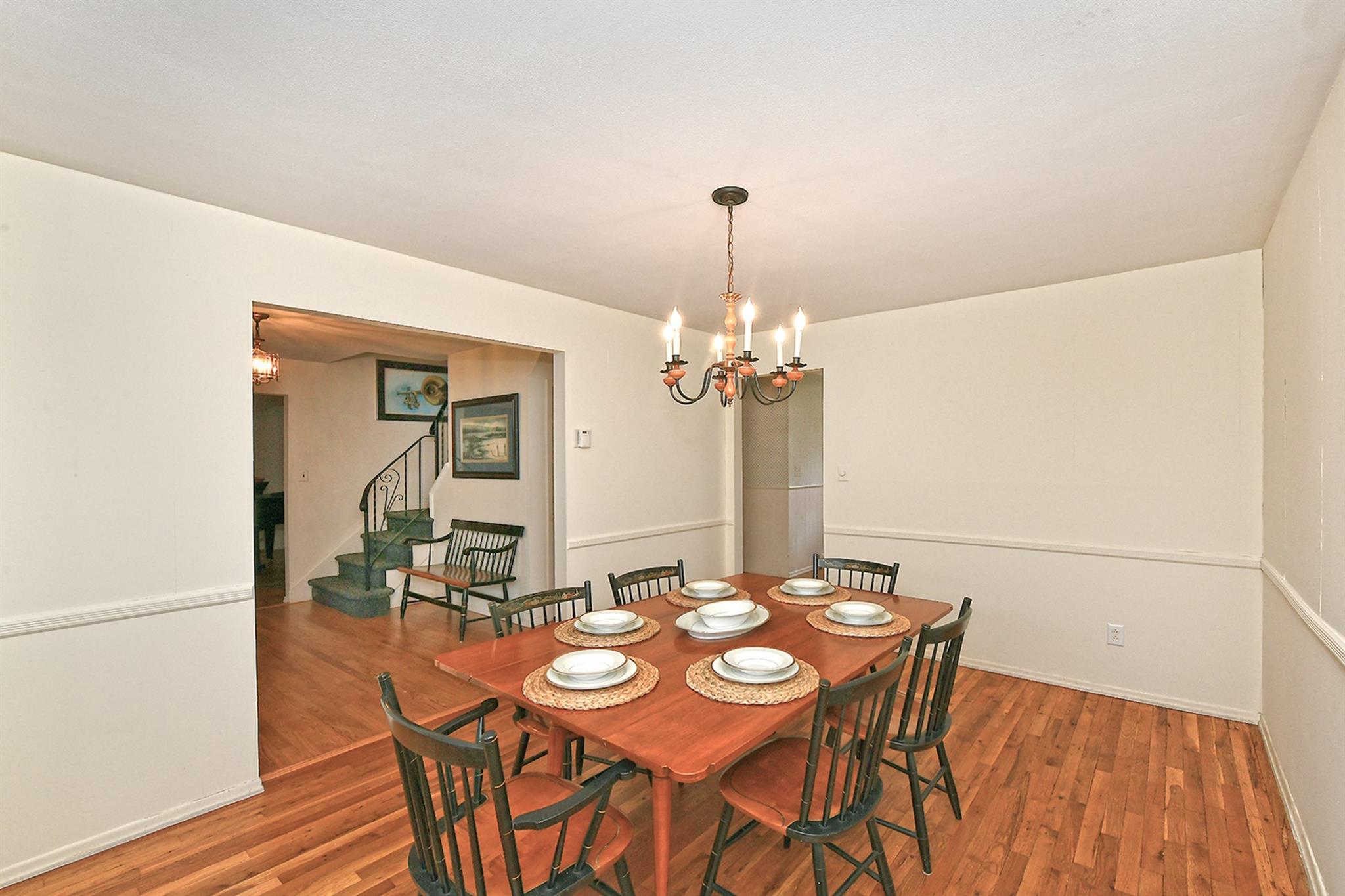 6 Highfield Drive, Dix Hills, Florida image 9