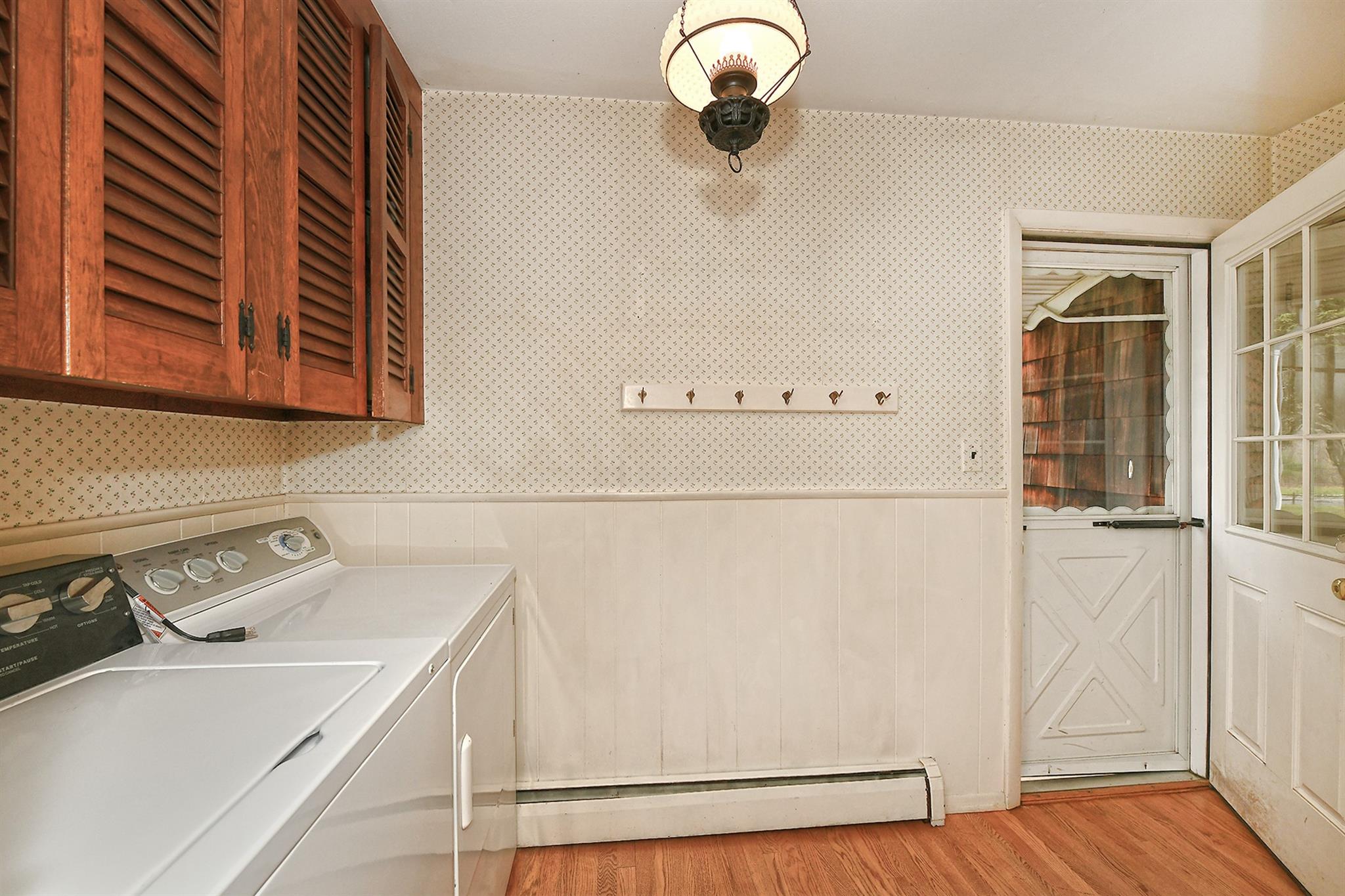 6 Highfield Drive, Dix Hills, Florida image 19