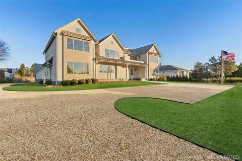 32 Quogo Neck Lane Quogue NY 11959