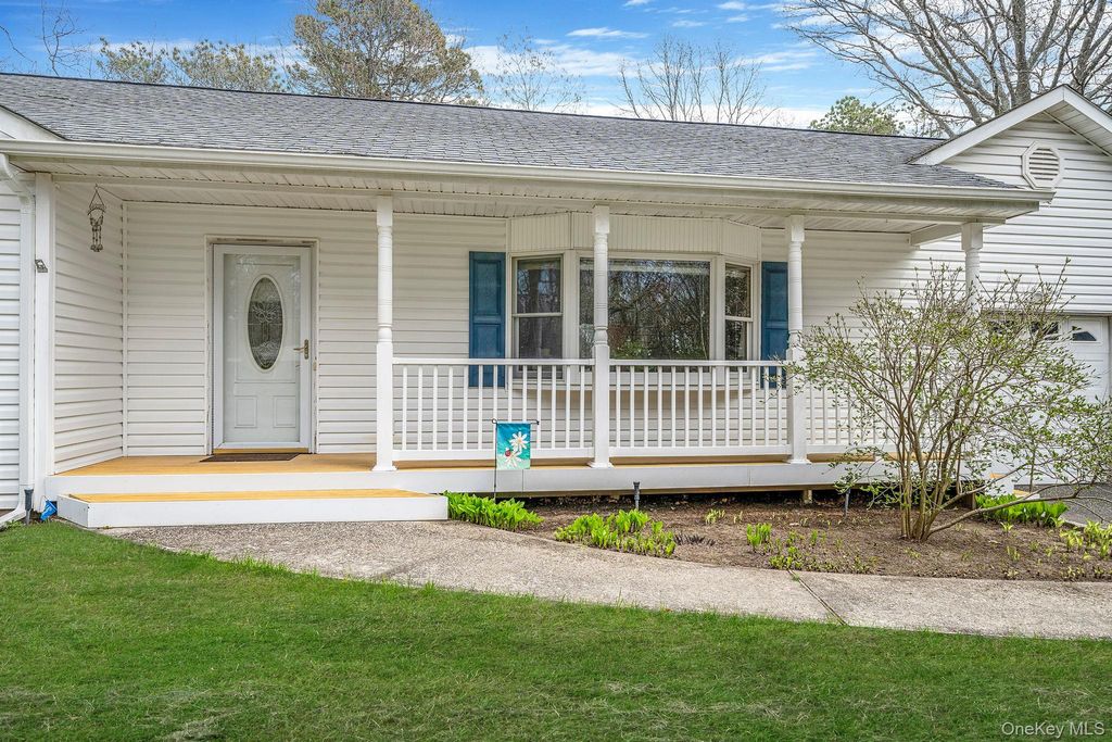 Photo of 367 Hewlett Avenue, East Patchogue, NY 11772 (MLS # 986085)