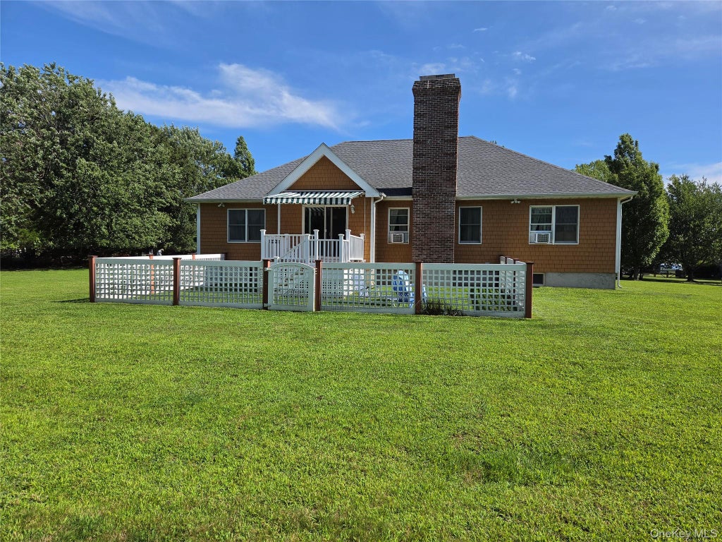 Photo of 280 Marina Lane, East Marion, NY 11939 (MLS # 1044713)