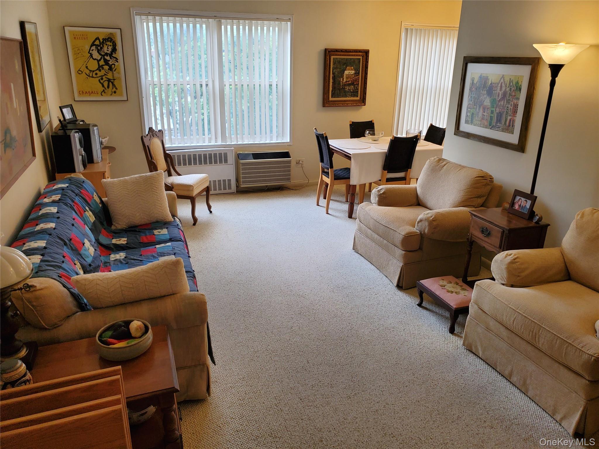 4727 Little Neck Pkwy Parkway 4G