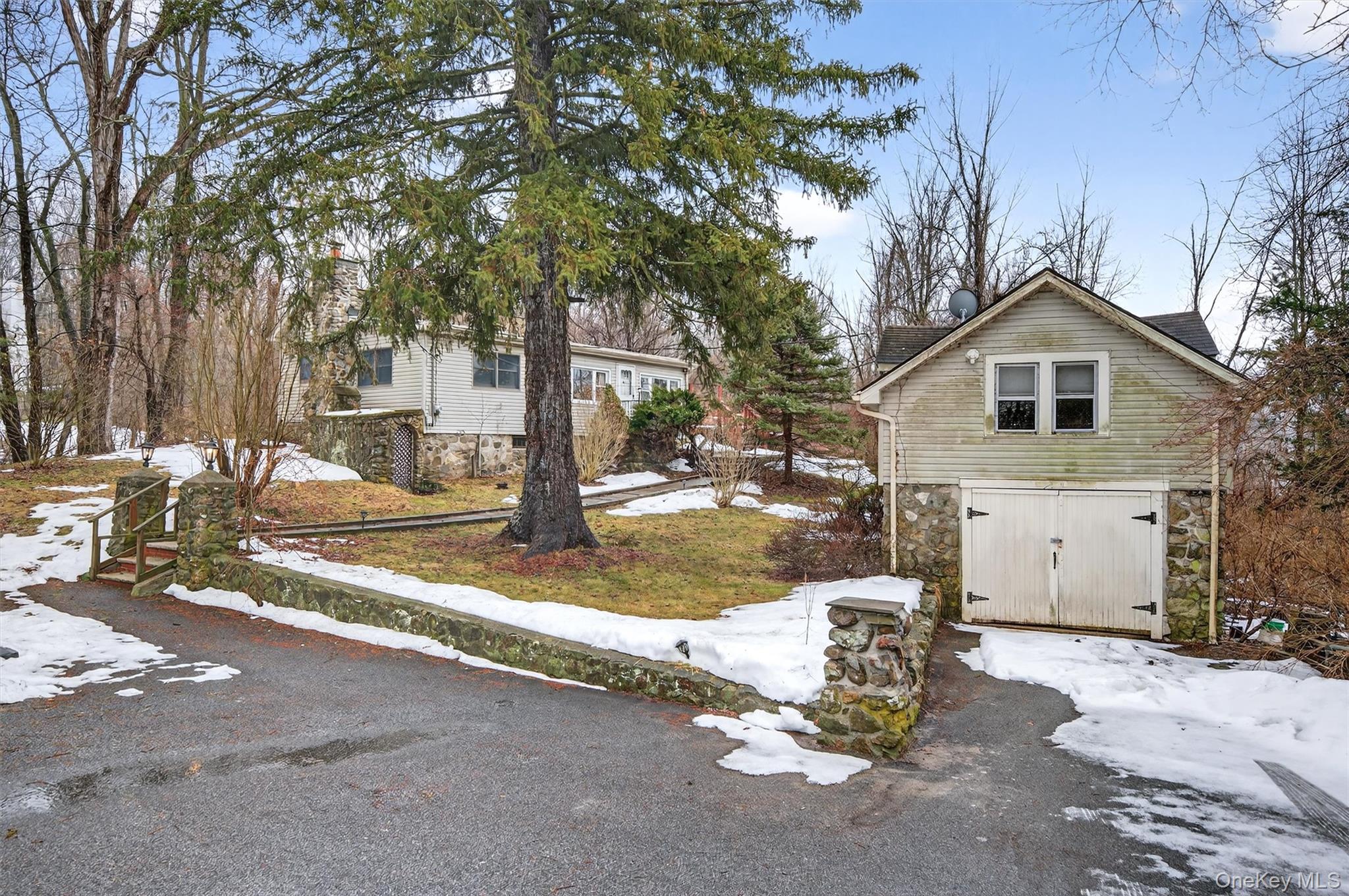 307 Gibson Hill Road