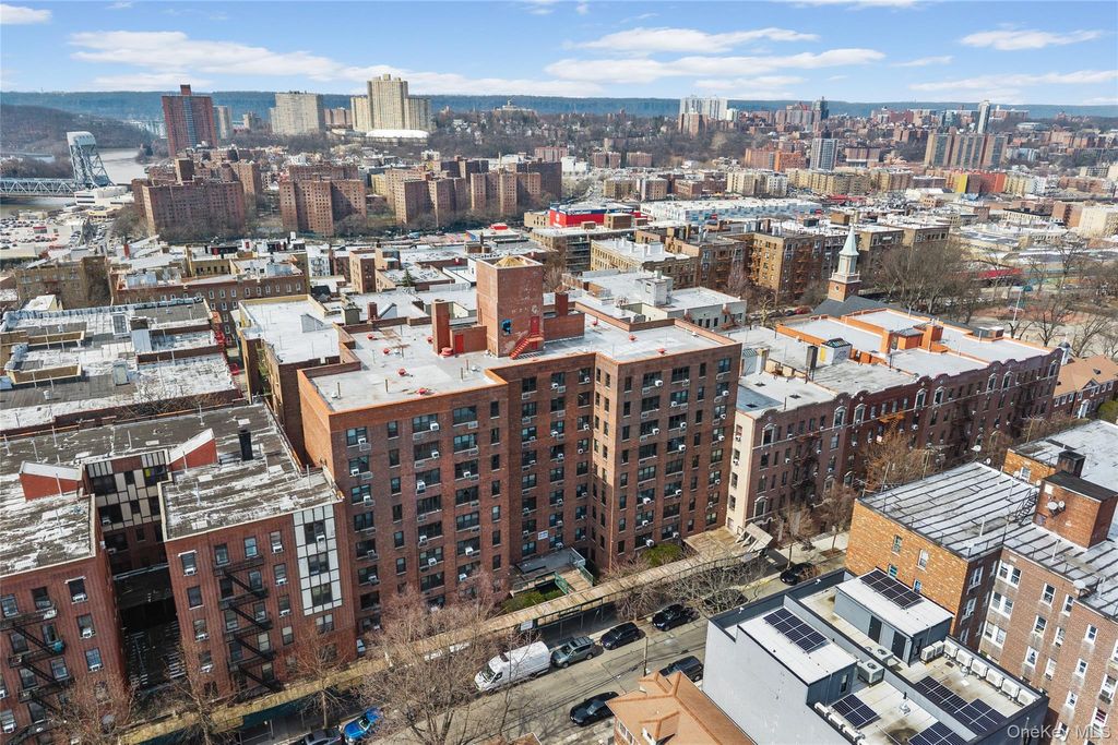 Photo of 2835 Webb Avenue #9E, Bronx, NY 10468 (MLS # 976439)