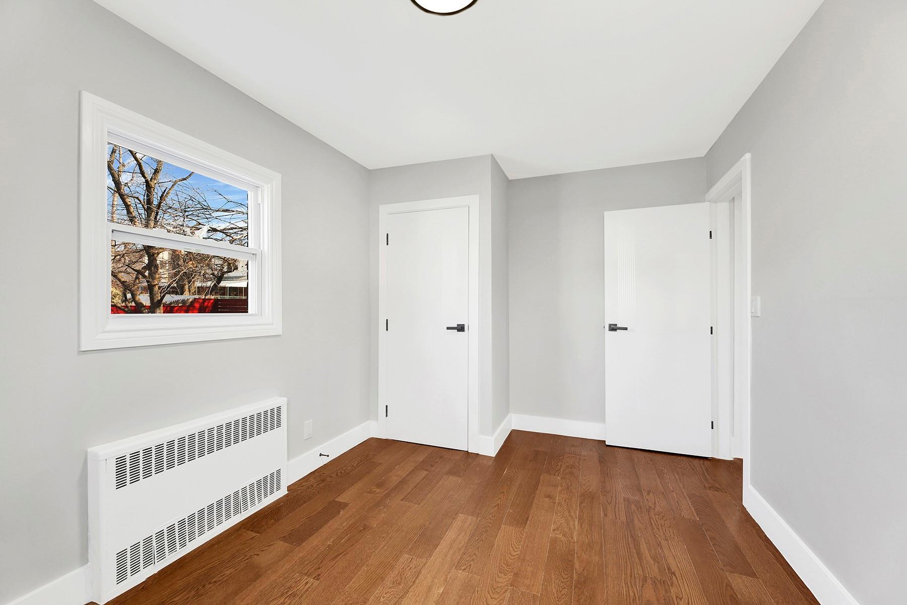 21611 121st Avenue, Cambria Heights, New York image 12