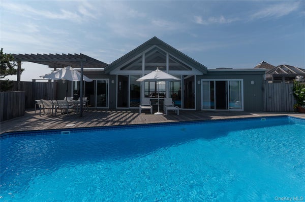 59 GALE AVE, OCEAN BEACH, NY 11770 - Image 1785fe84f2609e8dfaf01f0a0deecc37/2062456426