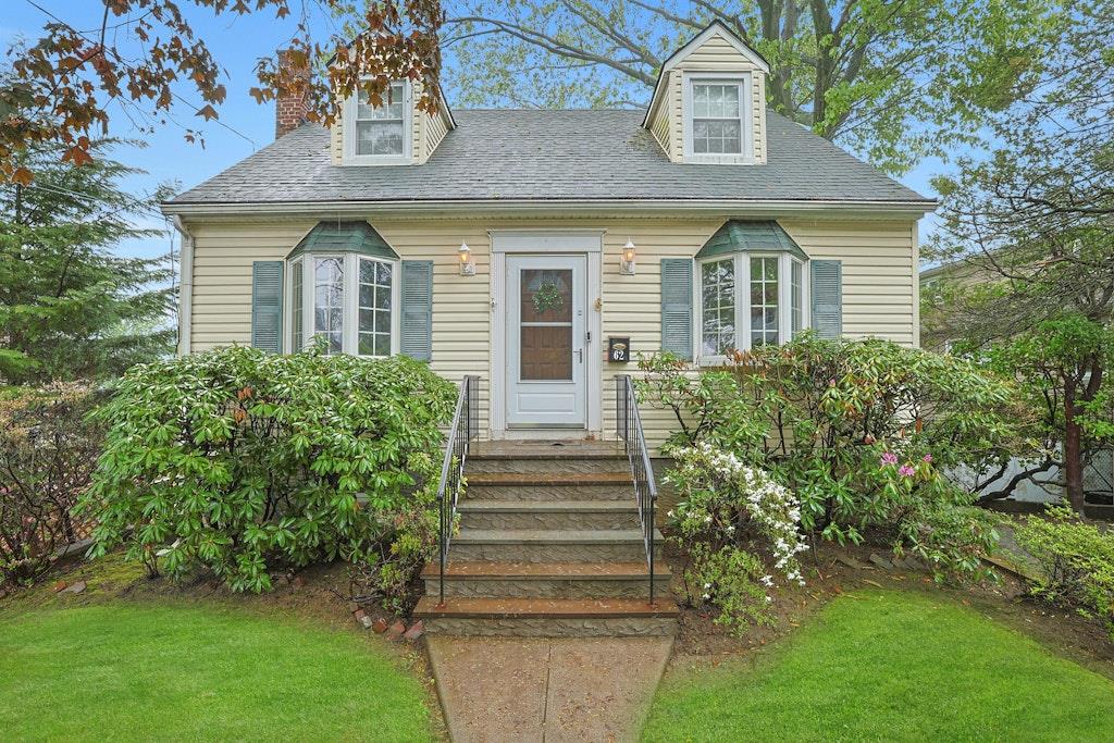 62 Rosehill Terrace, Yonkers, New York image 1