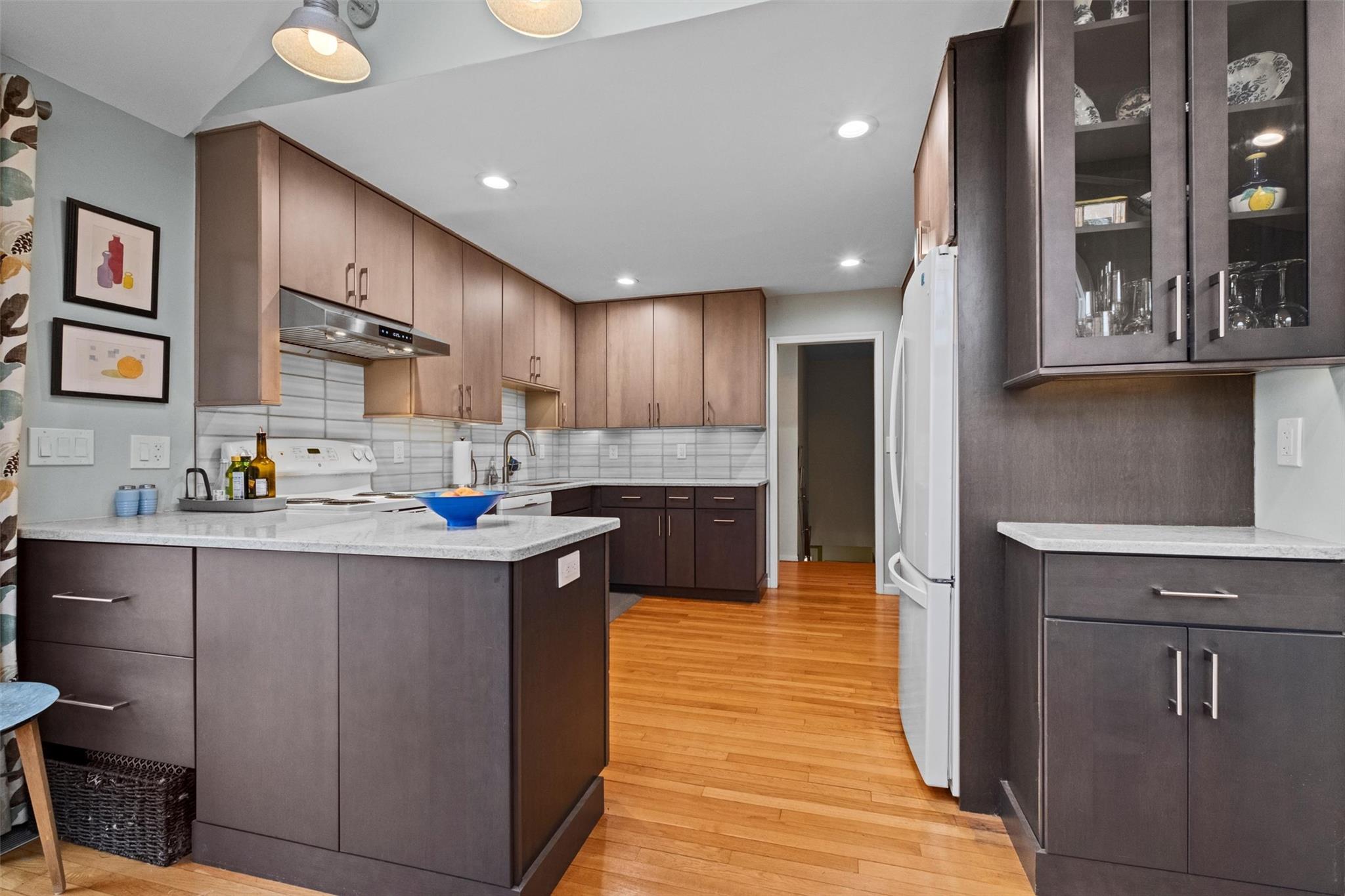 Cortlandt, New York 10520, United States, 3 Bedrooms Bedrooms, ,2 BathroomsBathrooms,Residential,Pending,80347