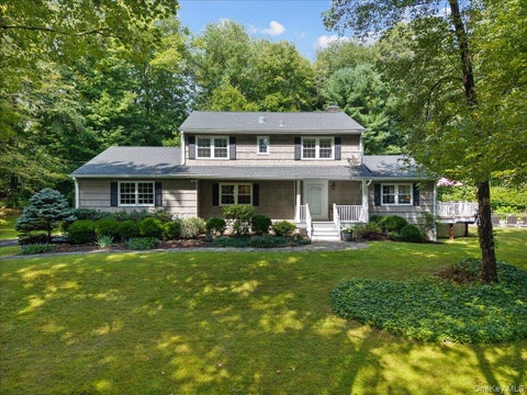 Homes For Sale - 149 Brook Farm Road<br/> Bedford, NY 10576