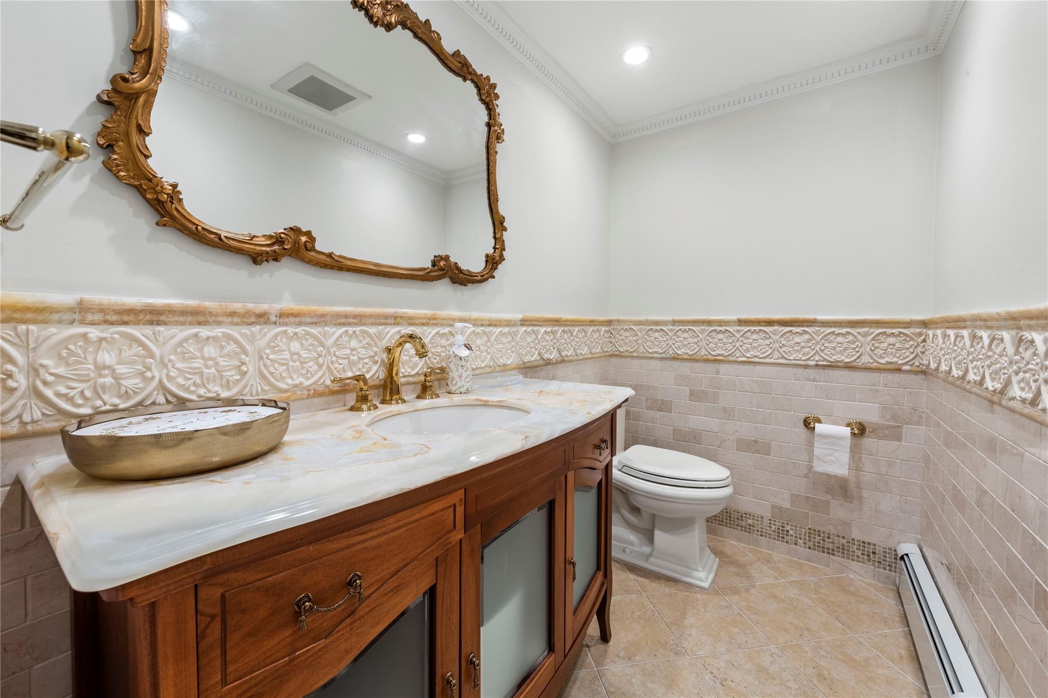 1229 Estates Lane #TRIPLEX, Bayside, New York image 17