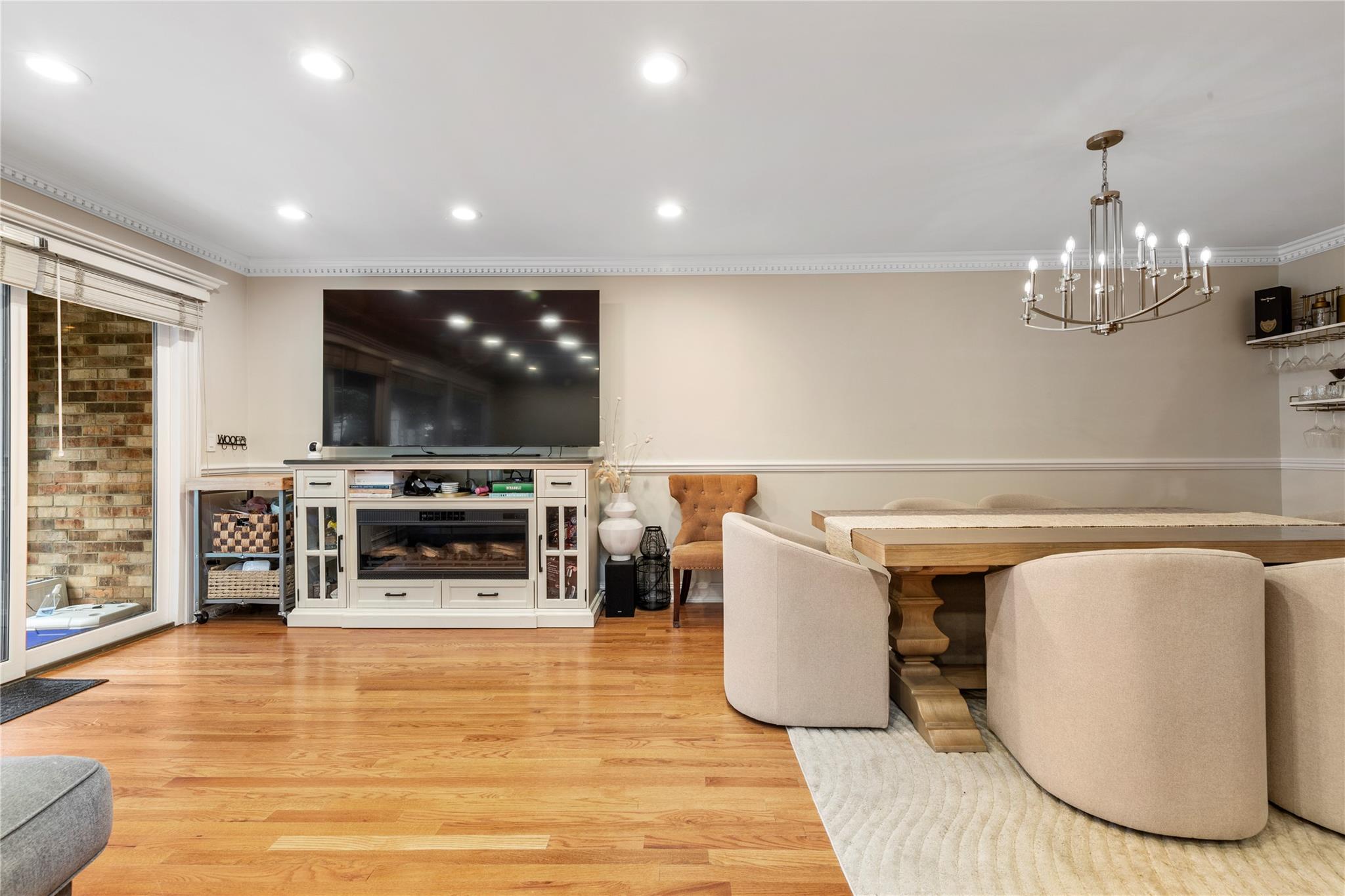1229 Estates Lane #TRIPLEX, Bayside, New York image 13
