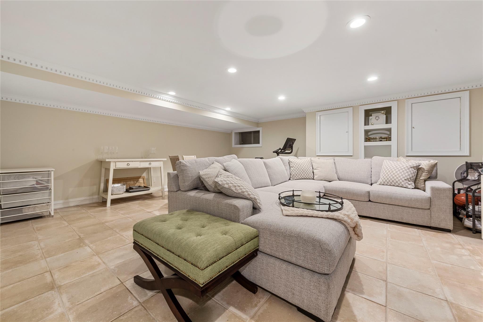 1229 Estates Lane #TRIPLEX, Bayside, New York image 2