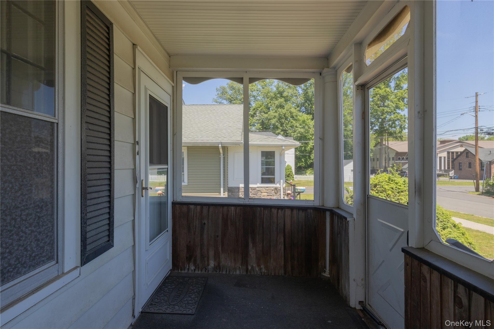 97 N Serven Street