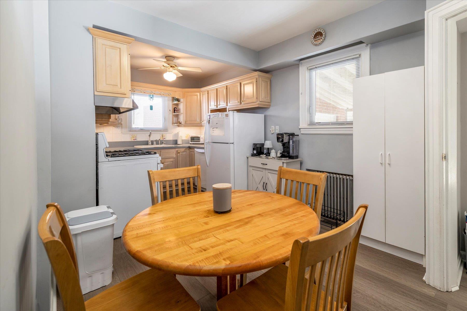 343 Gates Avenue, East Meadow, New York image 7