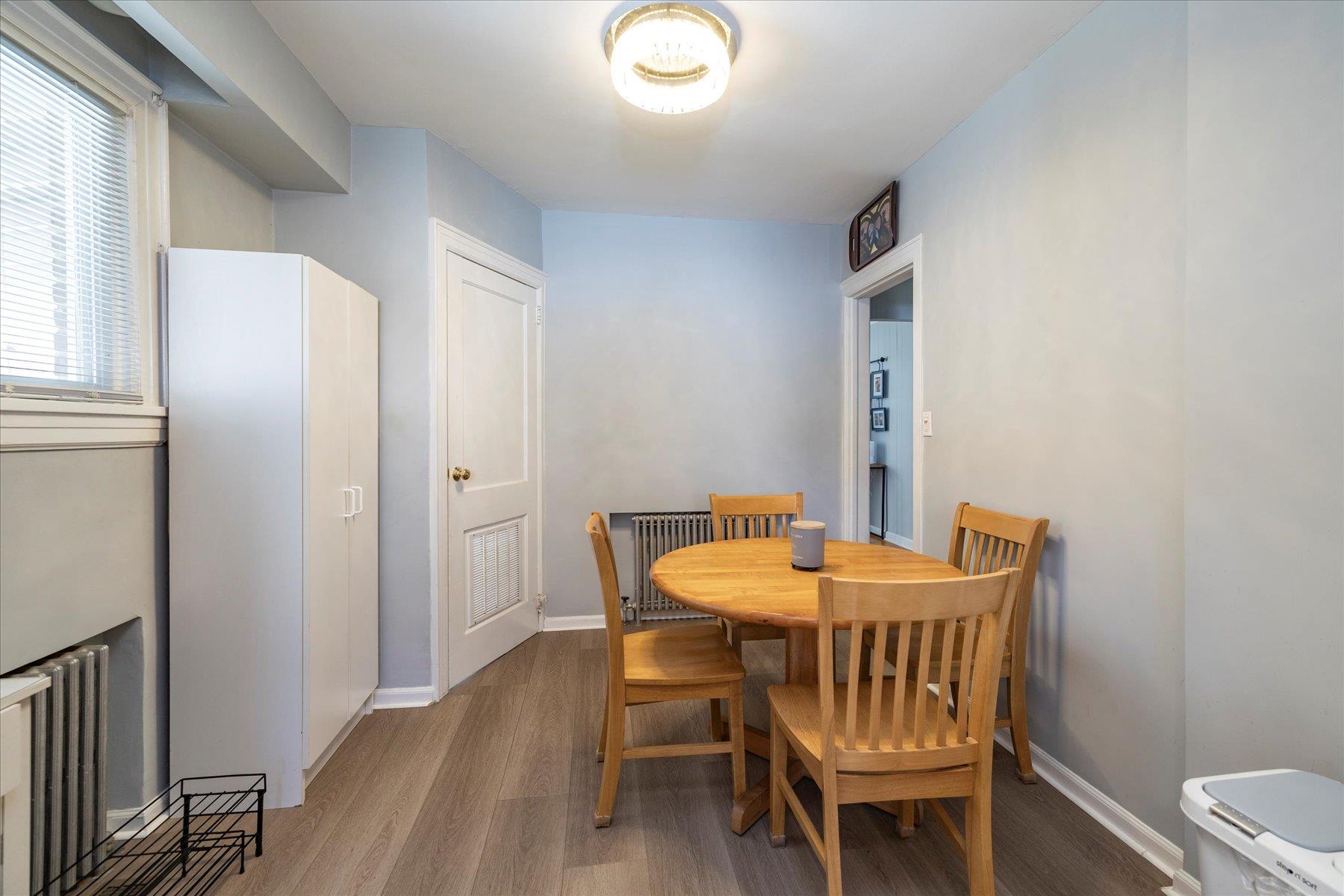 343 Gates Avenue, East Meadow, New York image 9