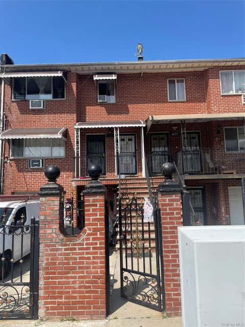 Mobile Home For Sale - 431 Turneur Avenue<br/> Bronx, NY 10473