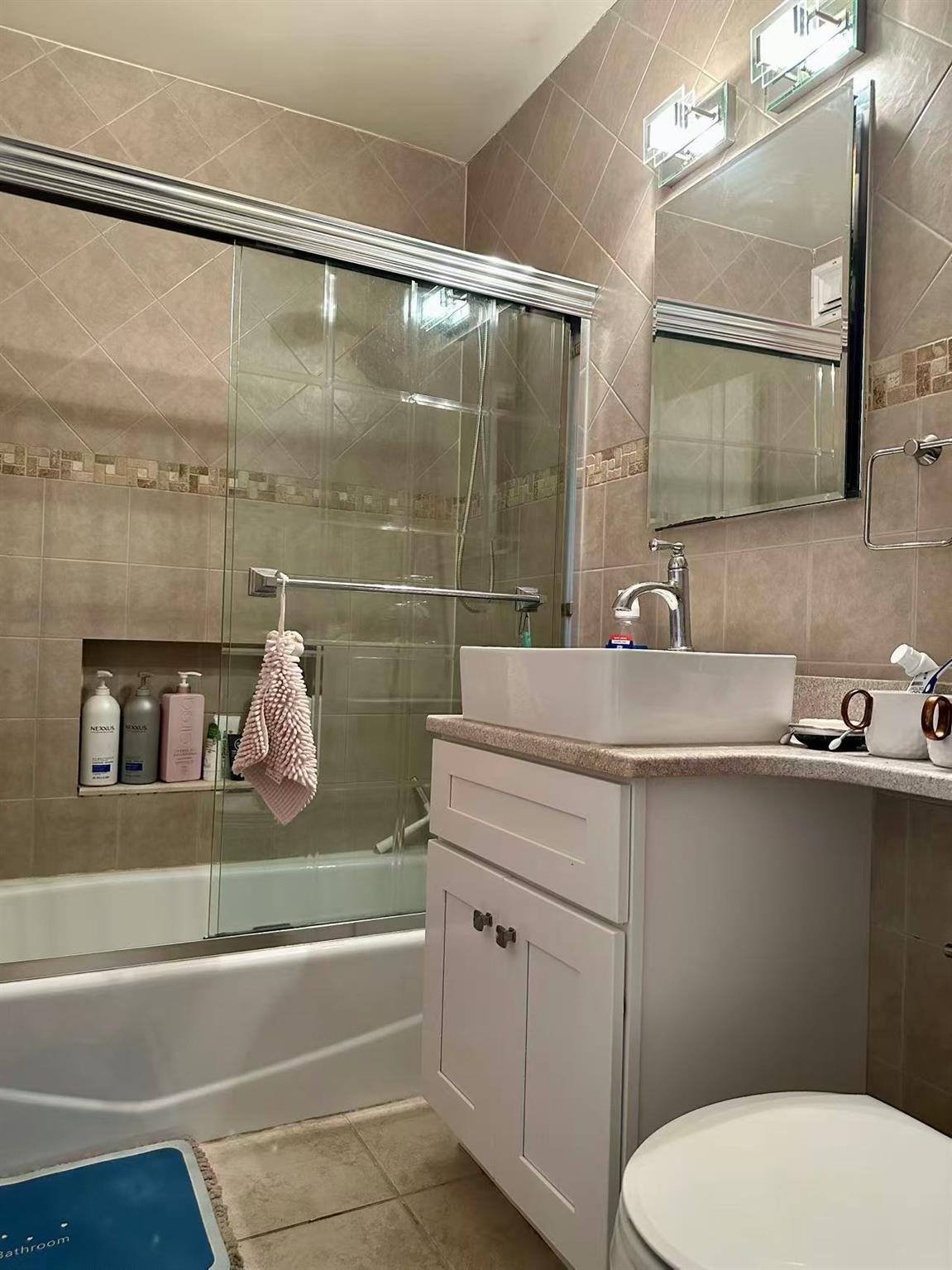 134-54 Maple Avenue #3V, Flushing, New York image 5
