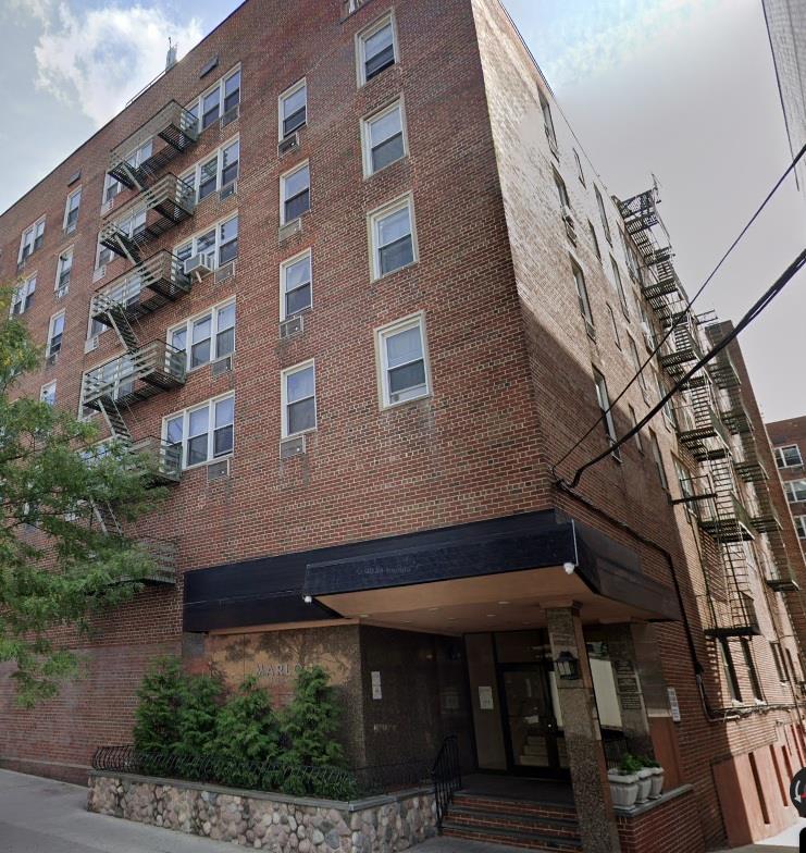 134-54 Maple Avenue #3V, Flushing, New York image 6