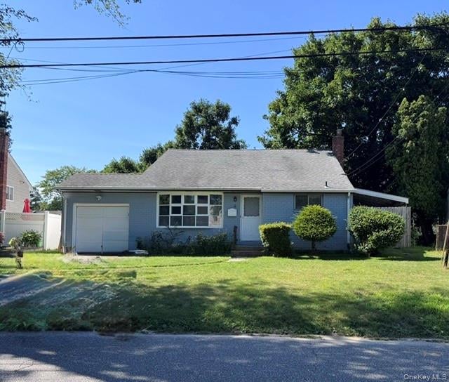 Photo of 11 Foley Place, Huntington Station, NY 11746 (MLS # 1028519)