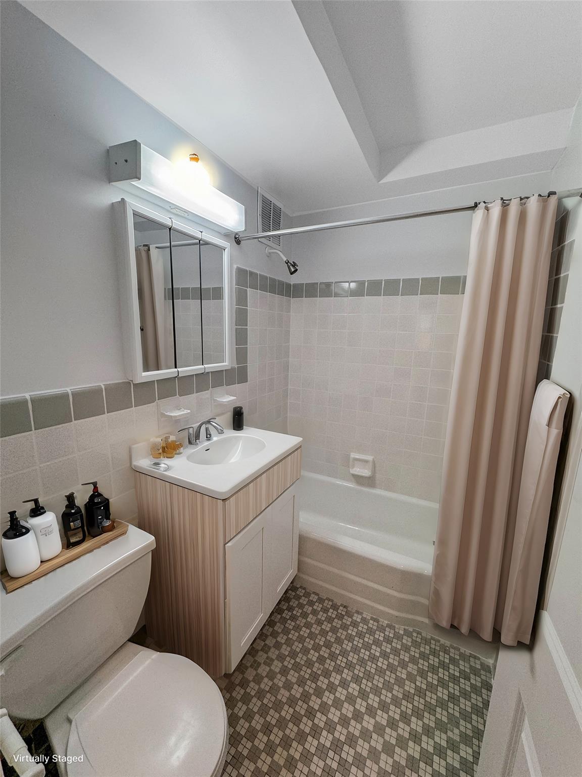 875 N Morrison Avenue #15A, Bronx, New York image 3