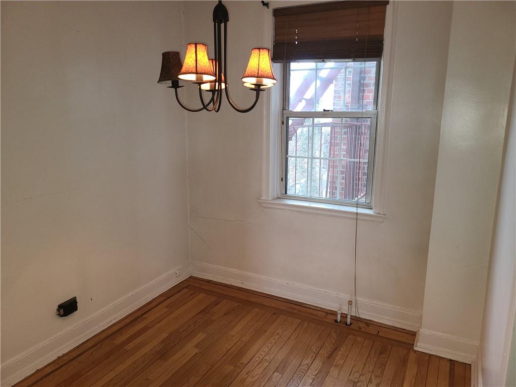 208 Centre Avenue 4B