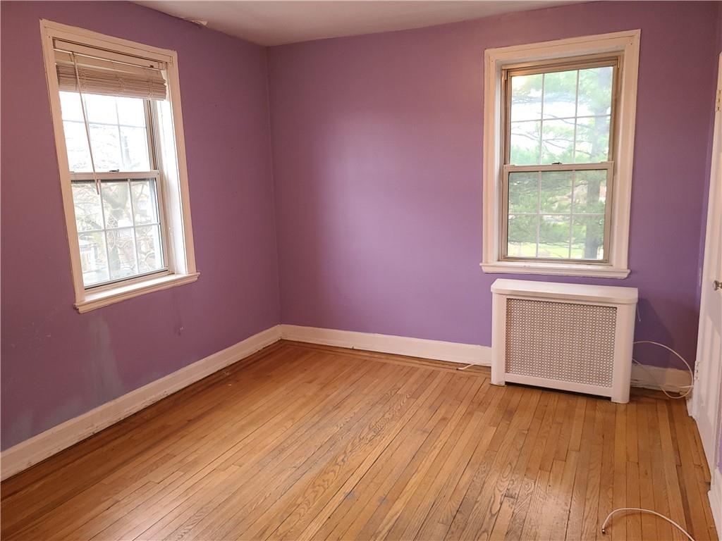 208 Centre Avenue 4B